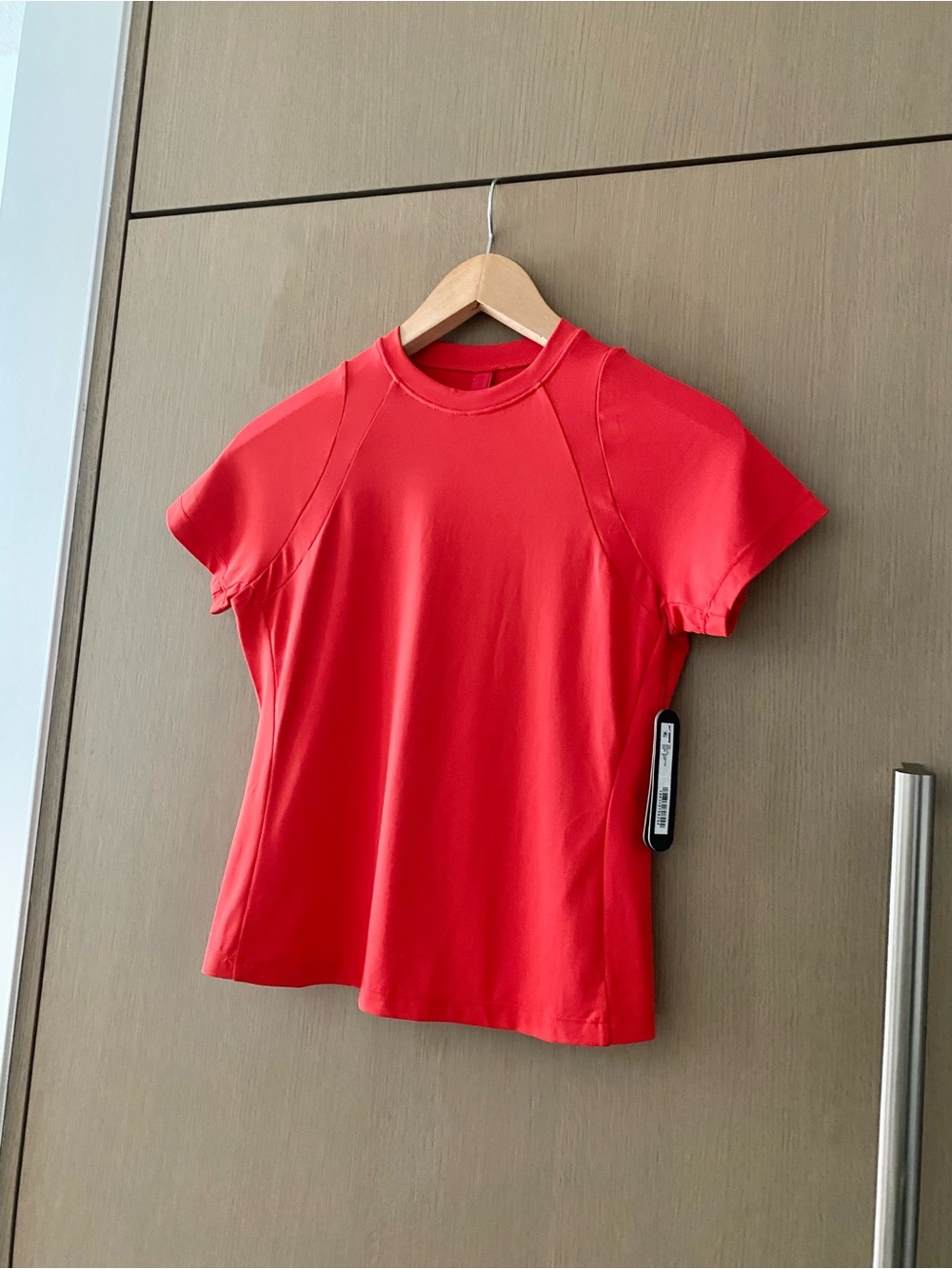 Nike Skims airy baby tee ruby red - Picture 2 of 8